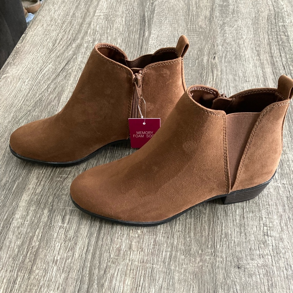 NWT SO ankle zip up boot, size 7.5